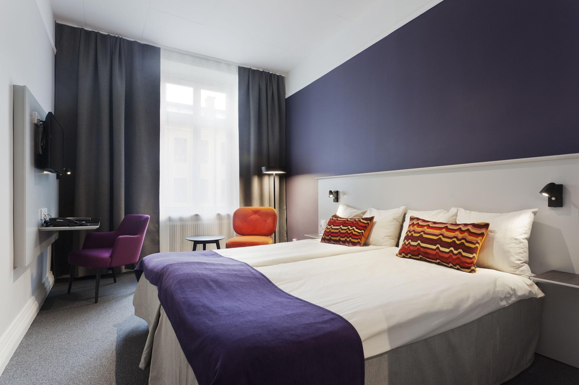 Hotel Oerebro Esterno foto