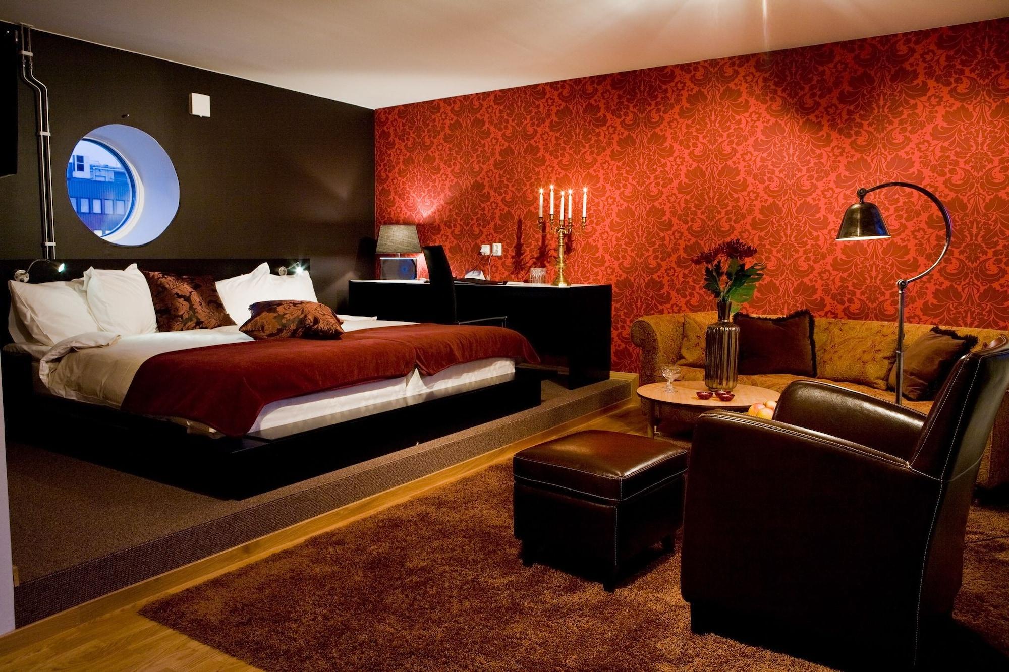 Hotel Oerebro Esterno foto